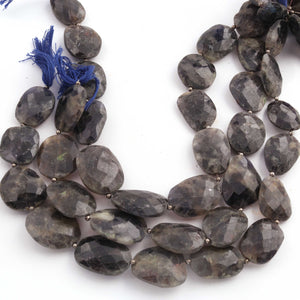 1 Long Strand Black Agate Faceted  Assorted Briolettes  - Assorted Briolettes  22mmx13mm-18mmx15mm-12 Inches BR1757