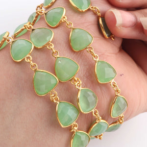 1 Feet Beautiful Green Chalcedony Trillion Shape  Connector Chain, 925 Sterling Vermeil Bezel Continuous Connectors Chain - 11mmx17mm SRC0008