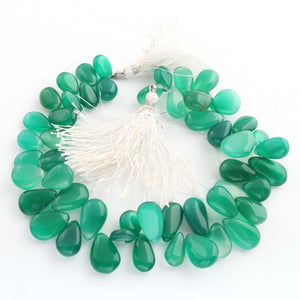 1  Strand Green Onyx Smooth Briolettes -Pear Shape Briolettes 6mmx4mm 12mmx6mm 10.5 Inches BR2019