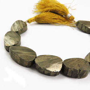 1 Strands Natural Pyrite Faceted Briolettes - Flat Oval Beads 15mmx12mm-25mmx17mm 7 Inches BR4057 - Tucson Beads